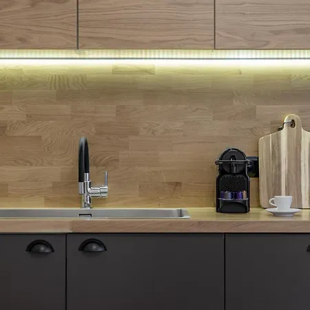 3bdr Modern Design & Bright Interiors In Plaka Athènes
