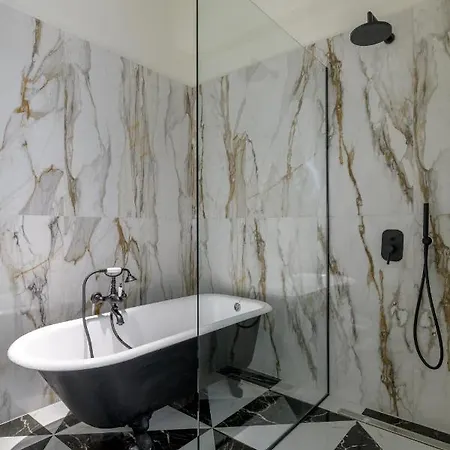 3bdr Modern Design & Bright Interiors In Plaka Appartement Athènes